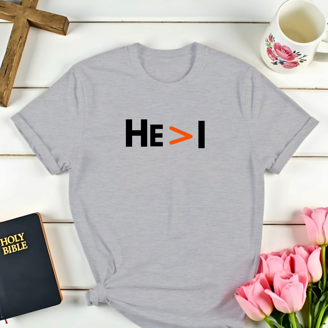 HE > I T-Shirt